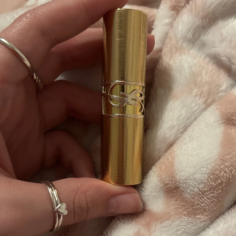 LOVESHINE CANDY GLAZE- Yves Saint Laurent Luxurious Gold Lipstick